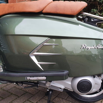 Cowl Flash Accent (Right Side); Royal Alloy GT150, GP300S
